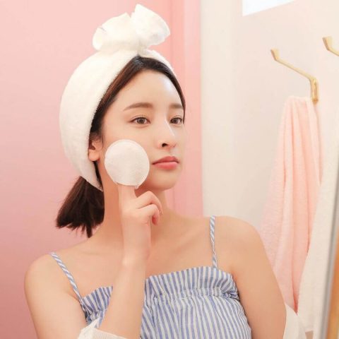 Thực hiện cách rửa mặt đúng cách mỗi ngày cho làn da căng bóng đẹp chuẩn Hàn