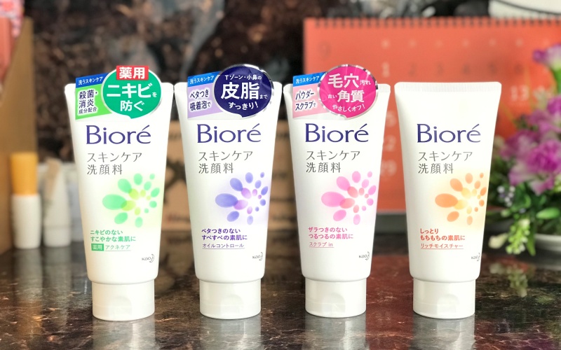 Bạn nên chọn sữa rửa mặt của Biore nào?