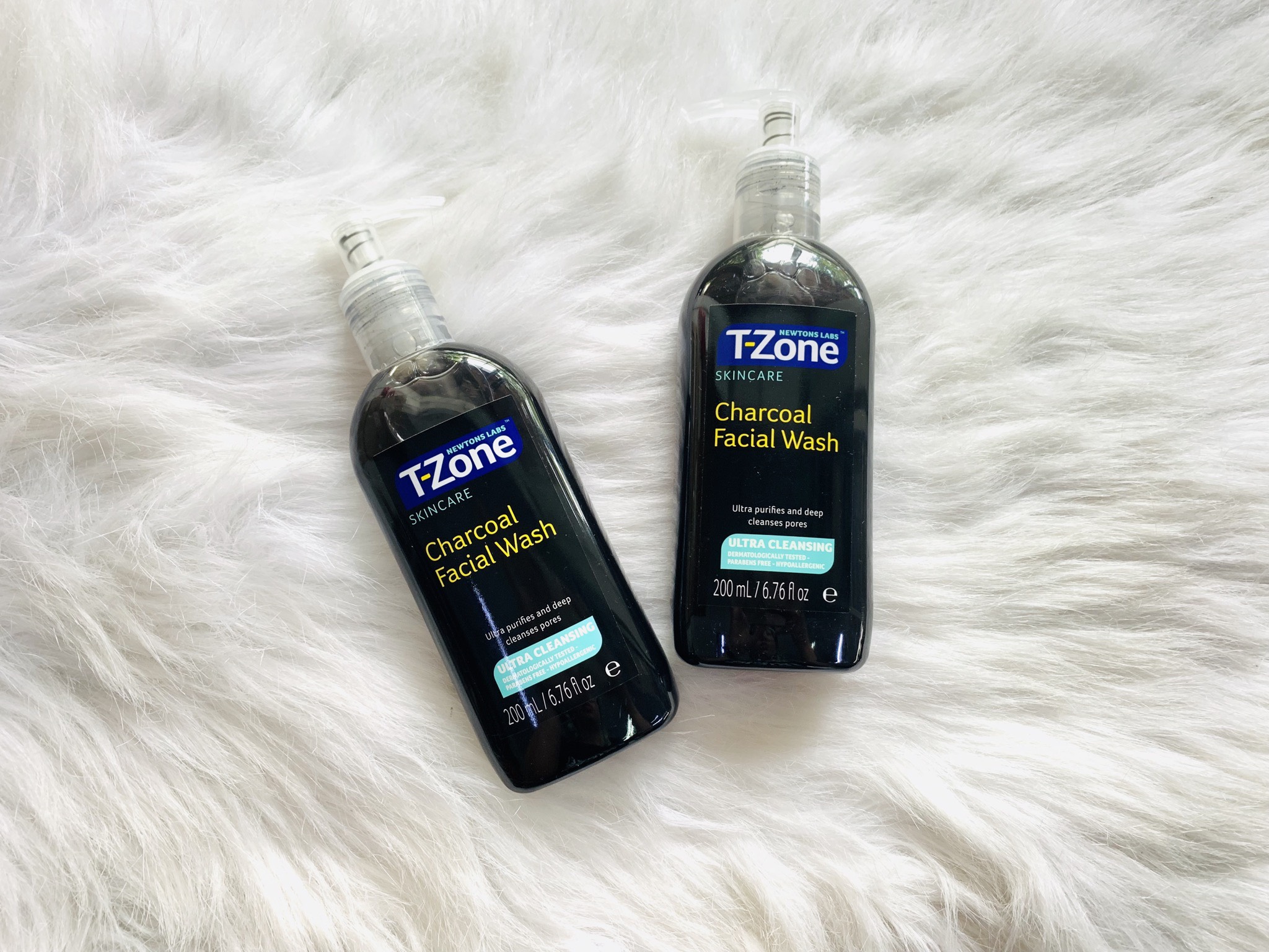 Gel Rửa Mặt Than Hoạt Tính T-Zone 200ml Charcoal Facial Wash