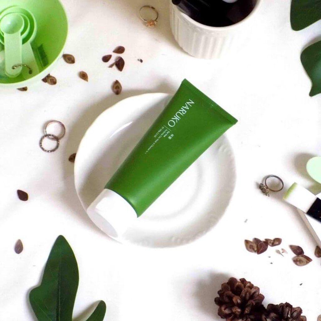Sữa Rửa Mặt Naruko Tea Tree Purifying Clay Mask And Cleanser In 1