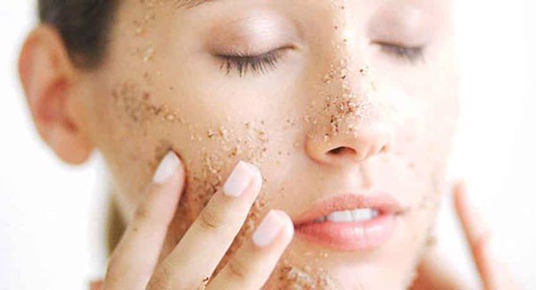 Có nên tẩy da chết trước khi đắp mặt nạ không? – MilenSea Cosmetics